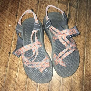 Chaco strappy orange and gray size 5 arch support sandals